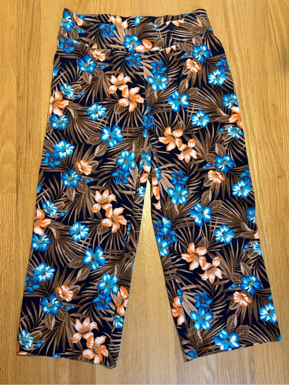 Wide-Leg Capri Floral Print Knit Pants - Navy Blue Orange Tropical Flowers S